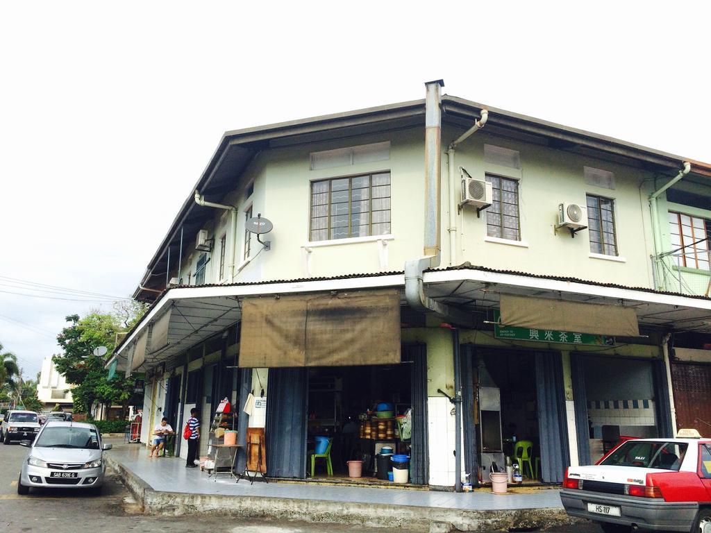 Hin Loi Guesthouse Kota Kinabalu Rum bild
